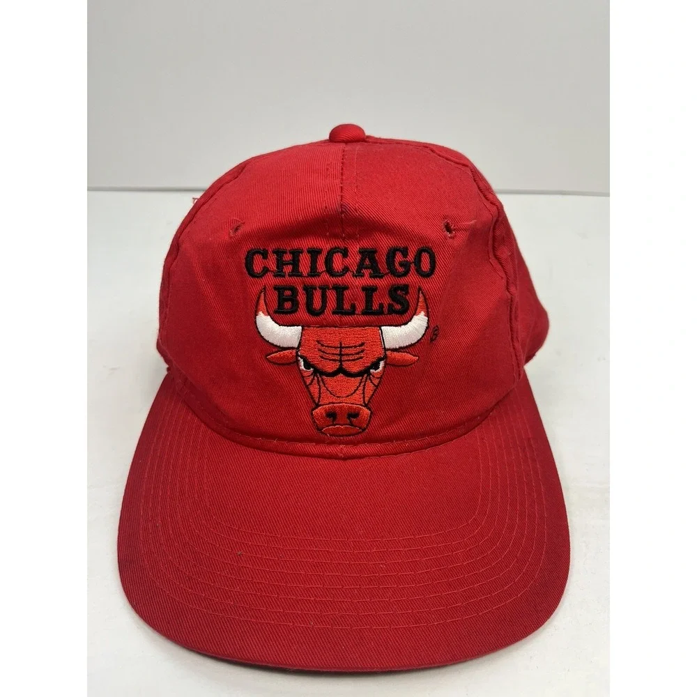 Vintage CHICAGO BULLS Snapback Hat ALL RED The G Cap Mascot